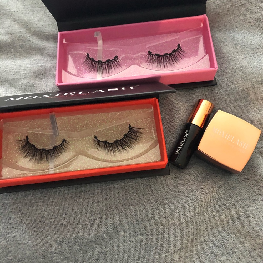 Lashes - Picture 2 of 4